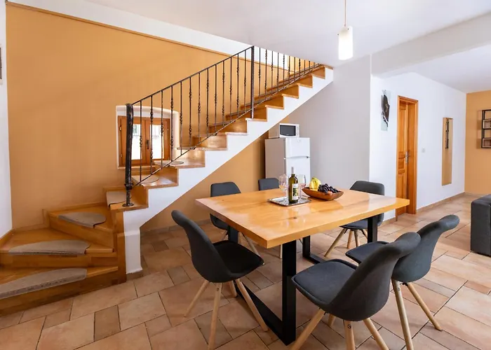 Casa Arancina *